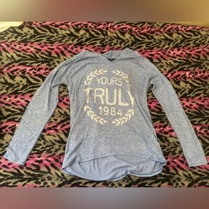 Light Blue Long Sleeve Pullover Top